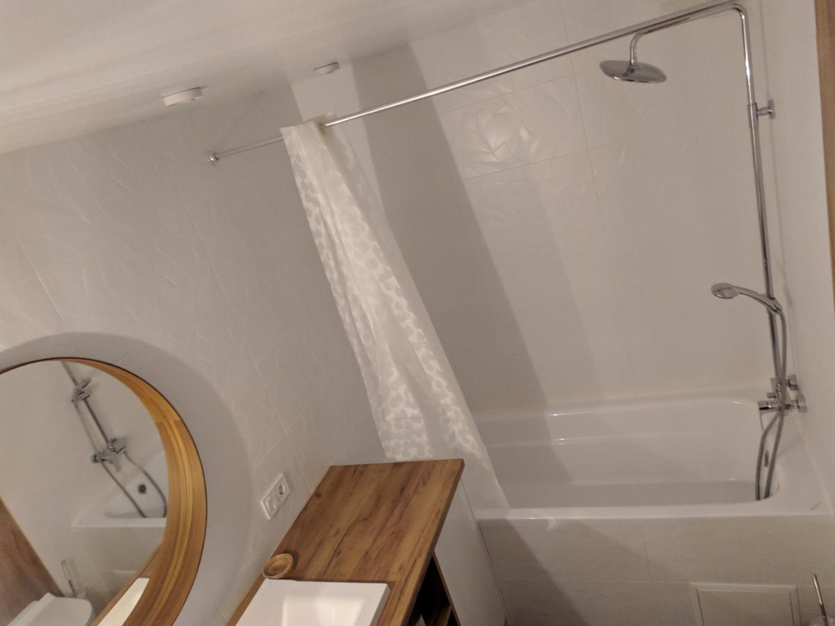 Cozy 75 Apart In Center - 2Х Кімнатна Квартира В Центрі Кропивницького クロプィウヌィーツィクィイ エクステリア 写真